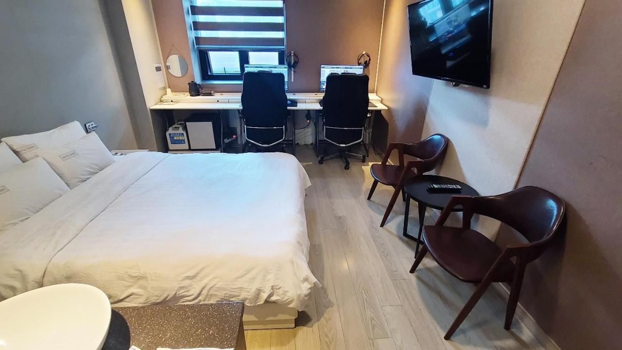 Seomyeon Ib Hotel Busan Dış mekan fotoğraf