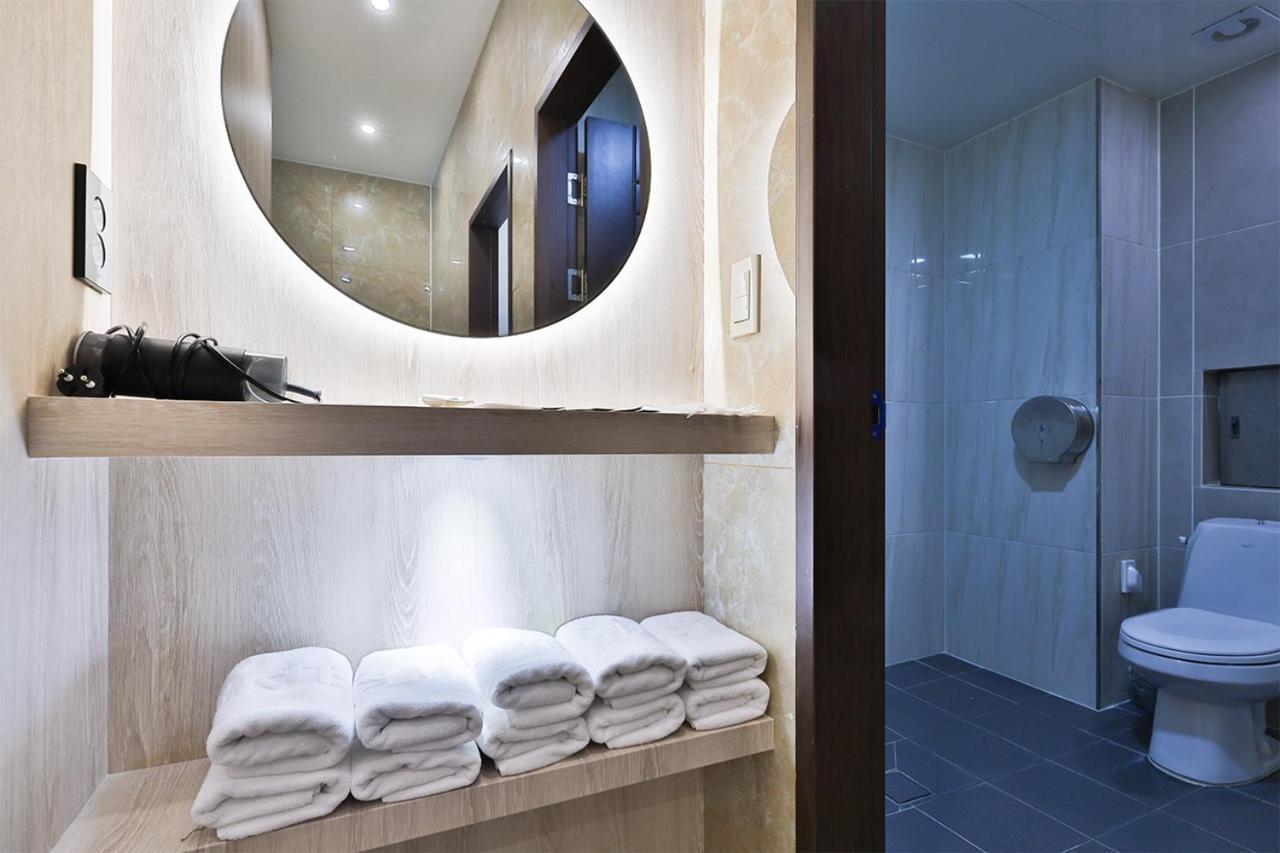 Seomyeon Ib Hotel Busan Dış mekan fotoğraf
