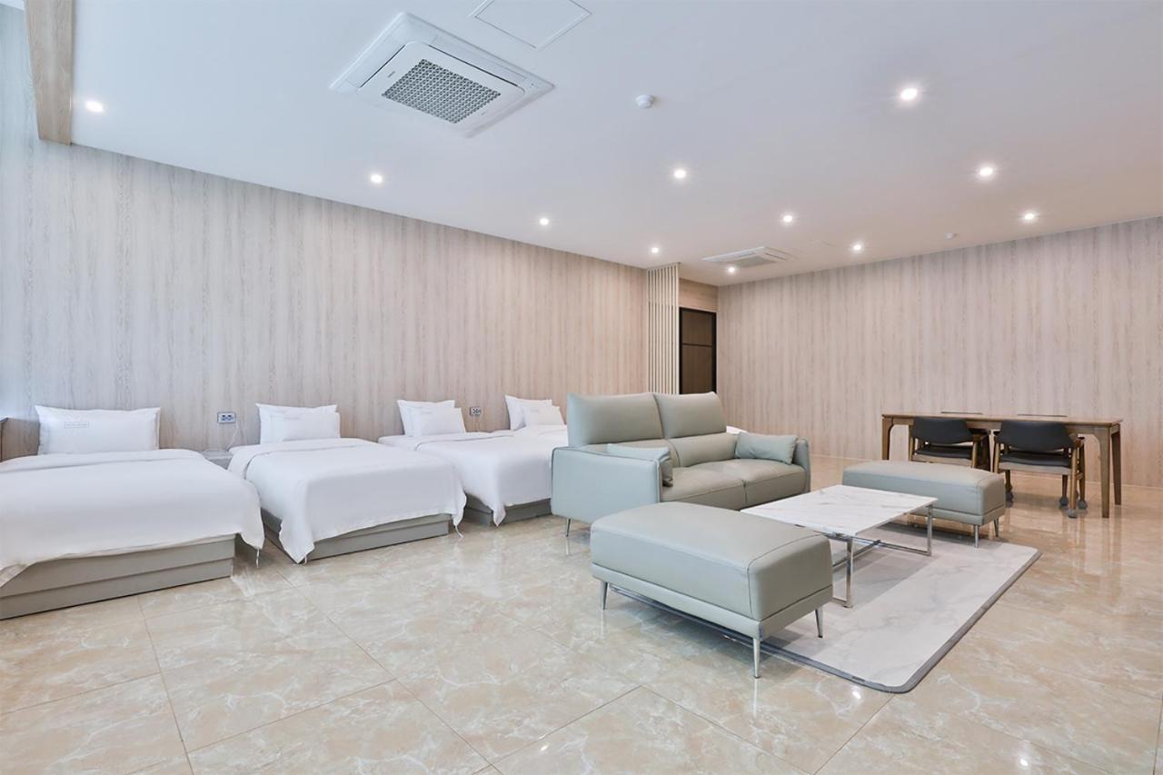 Seomyeon Ib Hotel Busan Dış mekan fotoğraf