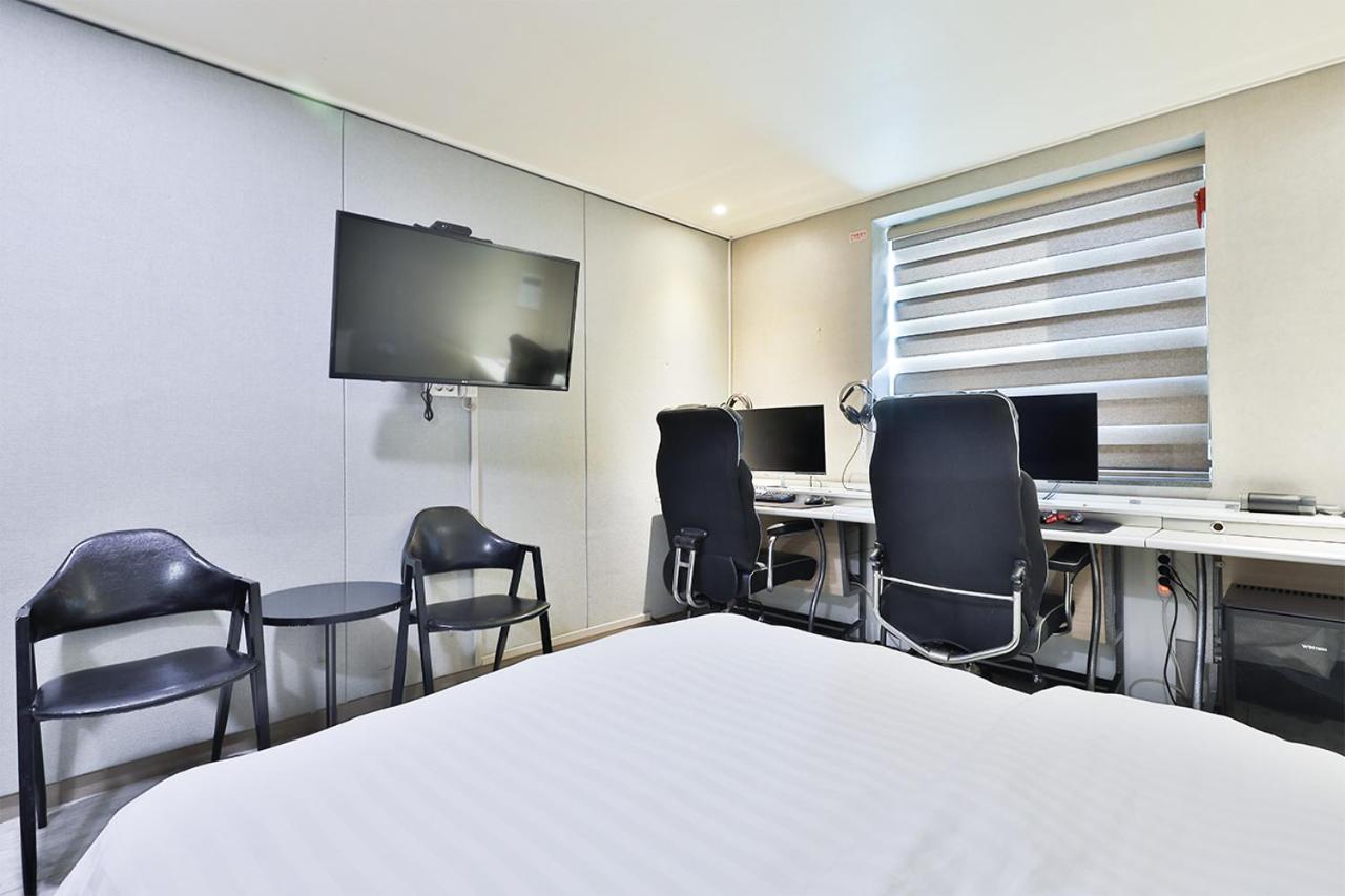 Seomyeon Ib Hotel Busan Dış mekan fotoğraf