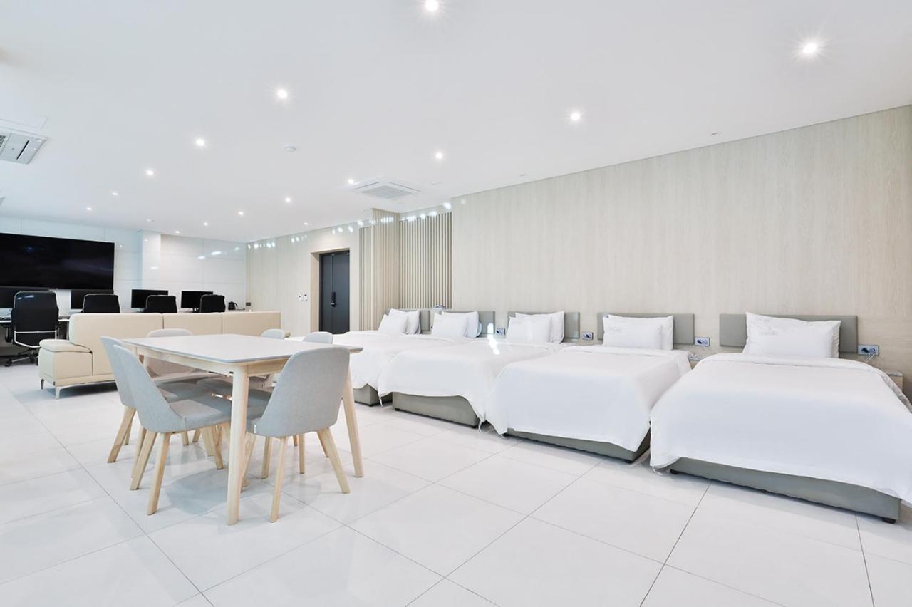 Seomyeon Ib Hotel Busan Dış mekan fotoğraf